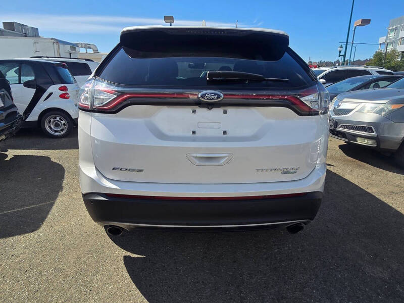 2017 Ford Edge Titanium
