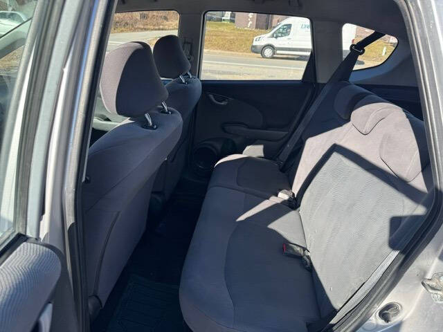 2011 Honda Fit Base - Photo 8