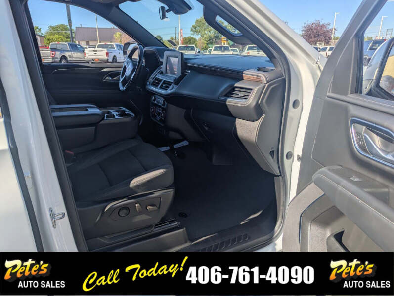 2022 Chevrolet Suburban LS