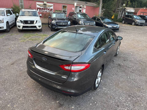 2015 Ford Fusion SE