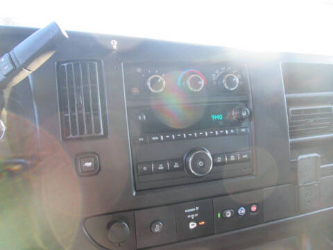 2022 Chevrolet Express 2500