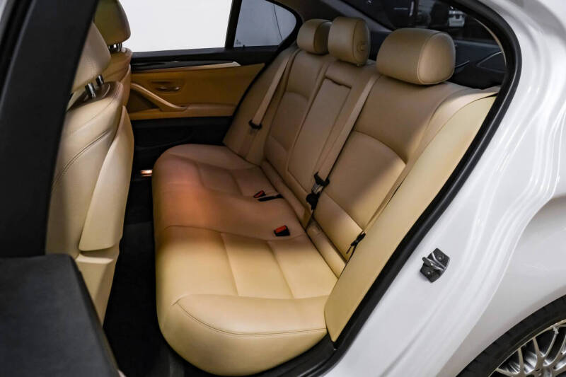 2016 BMW 5 Series 535i