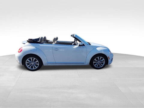2013 Volkswagen Beetle Convertible