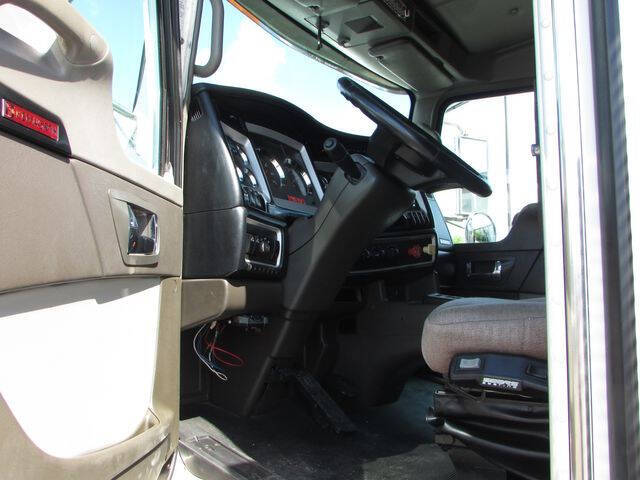 2011 Kenworth T800
