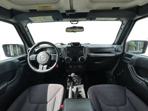 2013 Jeep Wrangler Sport