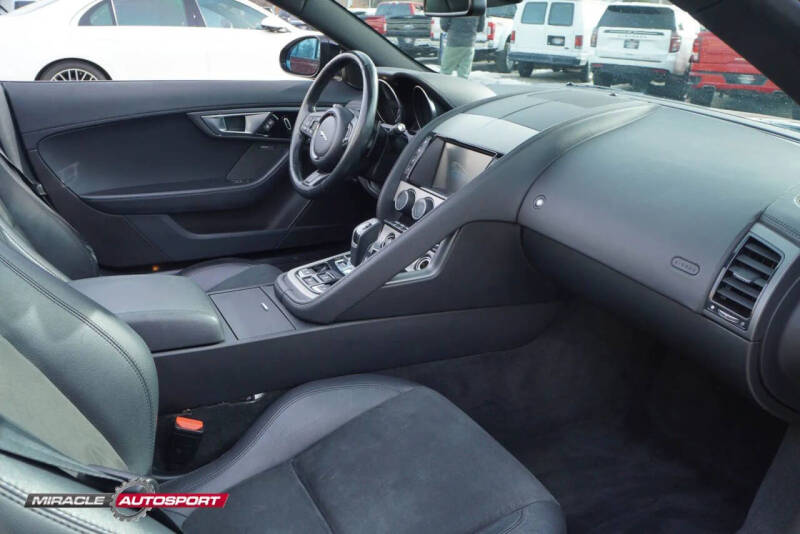 2017 Jaguar F-TYPE