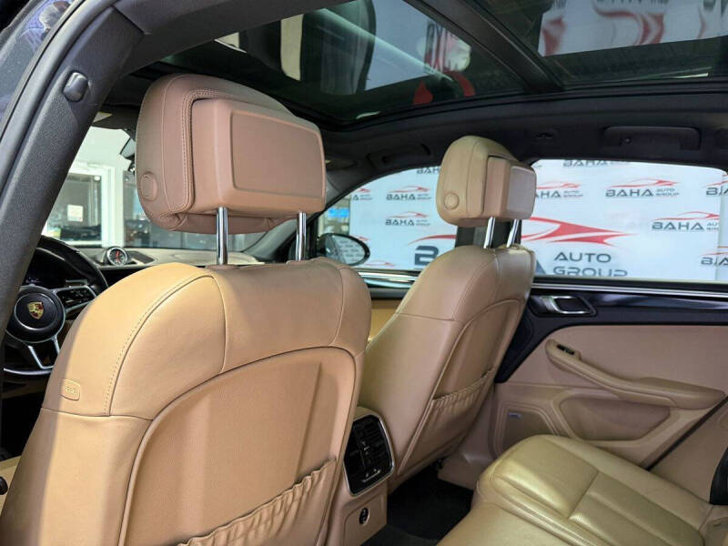 2020 Porsche Macan