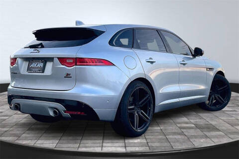 2017 Jaguar F-PACE S First Edition