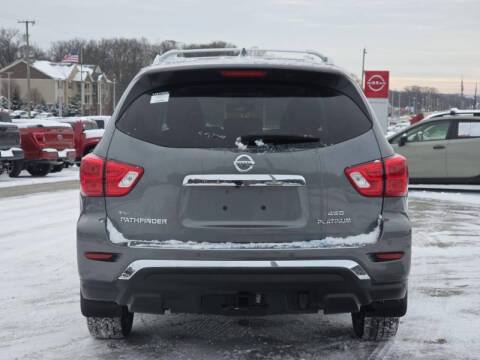 2020 Nissan Pathfinder Platinum