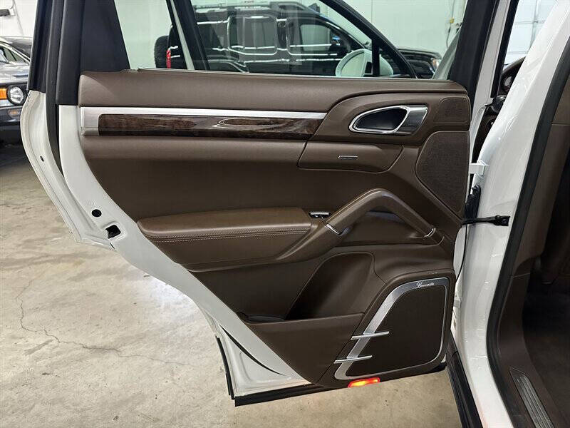 2015 Porsche Cayenne Turbo