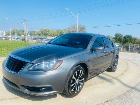 2013 Chrysler 200 for sale at Xtreme Auto Mart LLC in Kansas City MO