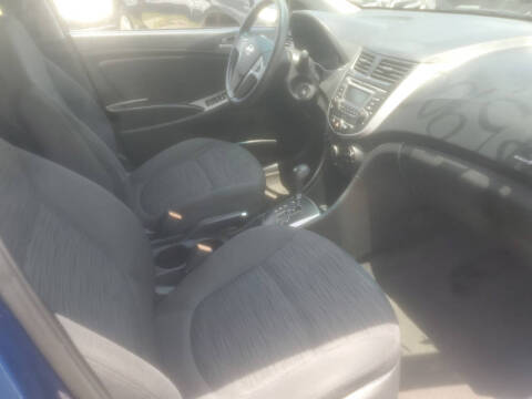 2017 Hyundai Accent SE