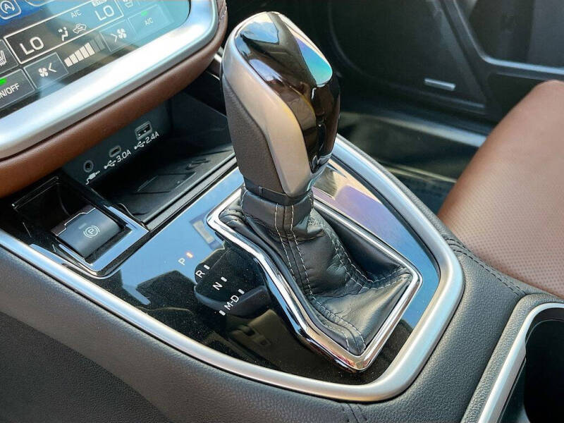 2025 Subaru Outback Touring XT