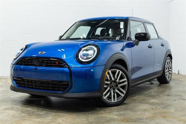 2025 MINI Hardtop 4 Door