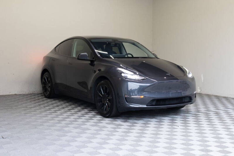 2024 Tesla Model Y Long Range
