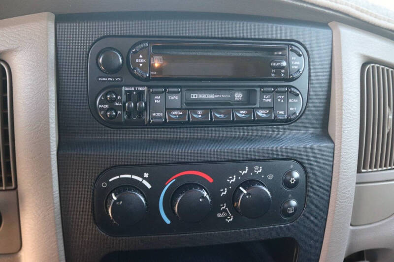 2002 Dodge Ram 1500 ST