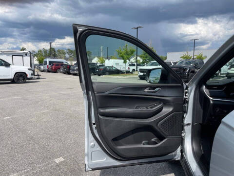 2026 Jeep Grand Cherokee L Laredo