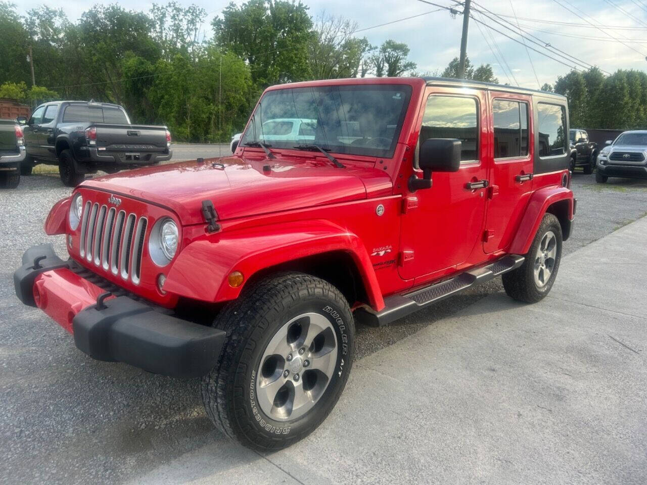 Whites Auto Sales LLC Car Dealer in Vonore, TN