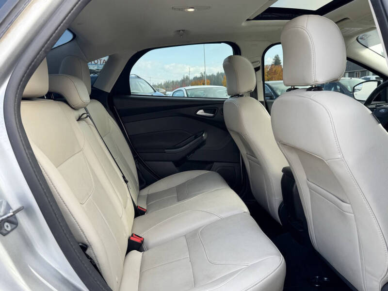 2017 Ford Focus Titanium