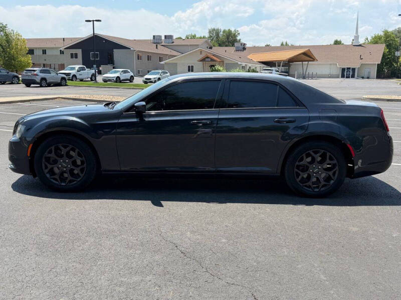 2019 Chrysler 300 S