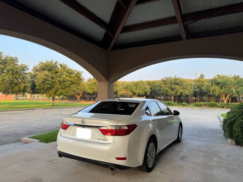2015 Lexus ES 350 Crafted Line