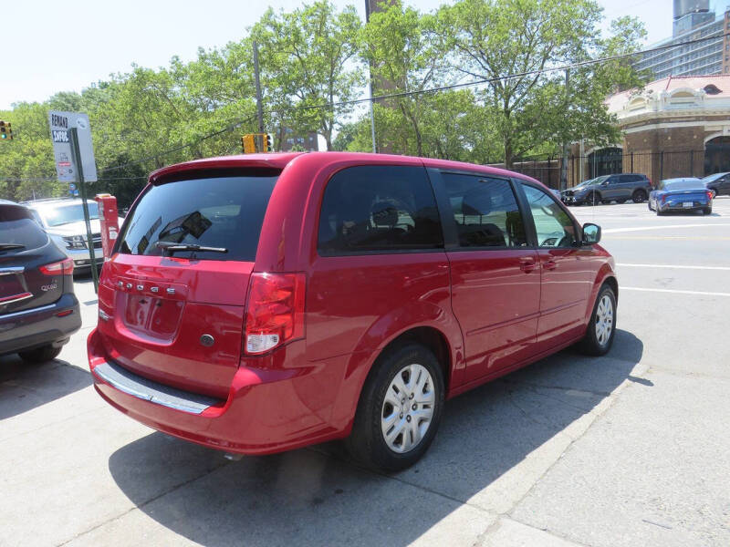 2014 Dodge Grand Caravan SE