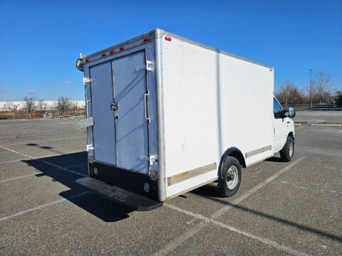 2011 Ford E-Series E-350 SD