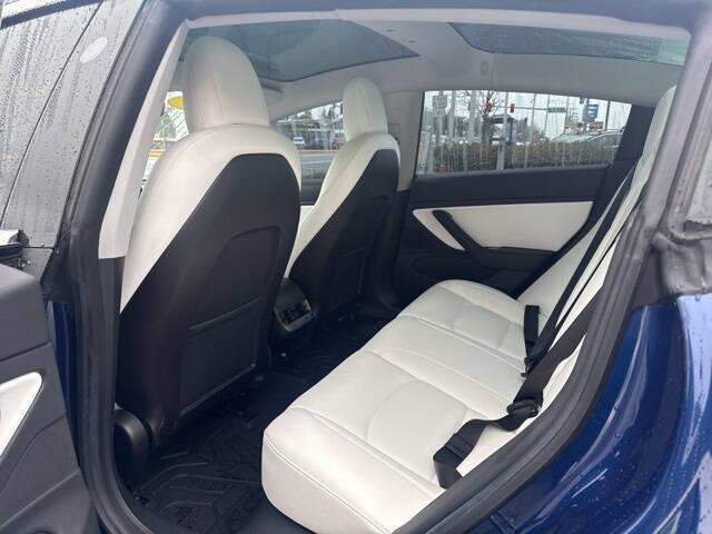 2019 Tesla Model 3 Standard Range Plus