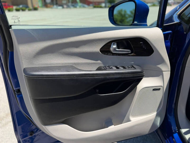 2021 Chrysler Pacifica Hybrid Limited