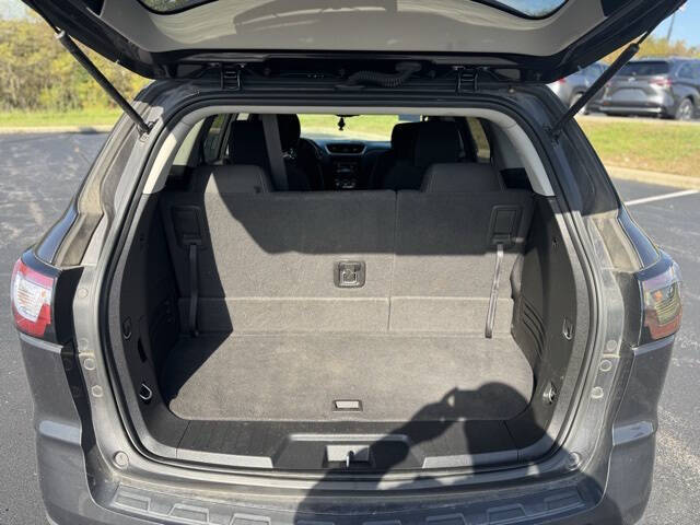 2017 Chevrolet Traverse LT