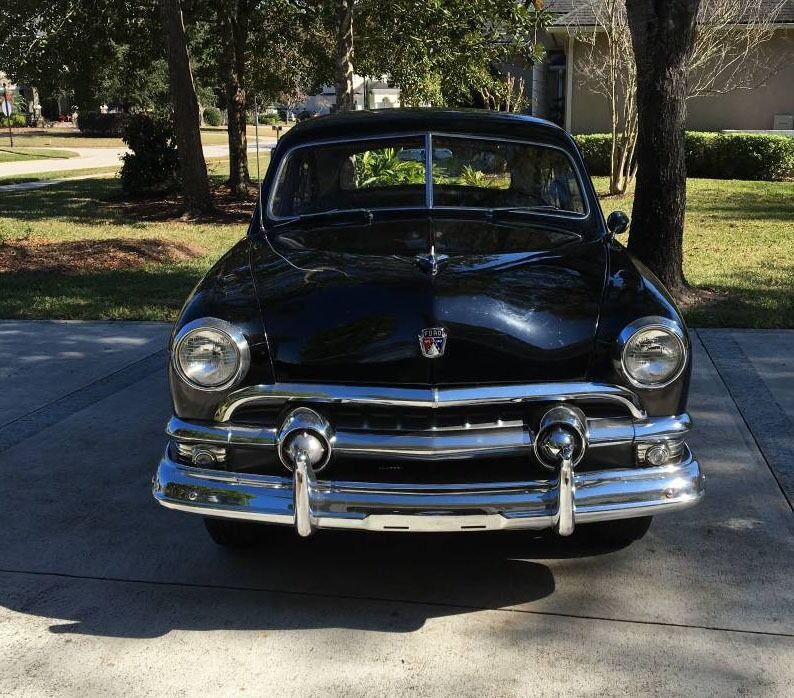 1951 Ford Deluxe 2