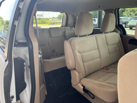 2016 Dodge Grand Caravan American Value Package