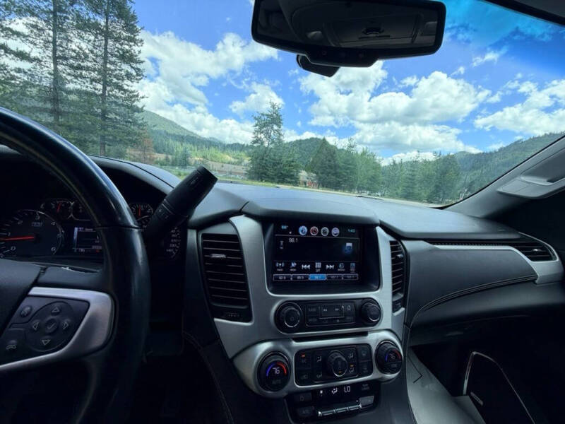 2017 GMC Yukon SLE - Photo 15