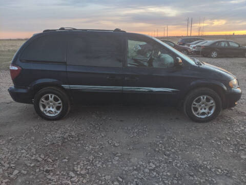 2003 Dodge Caravan for sale at B&M Auto Sales and Service LLP in Marion SD