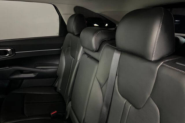 2024 Kia Sorento S