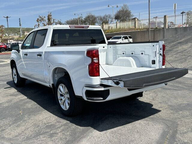 2024 Chevrolet Silverado 1500 Custom