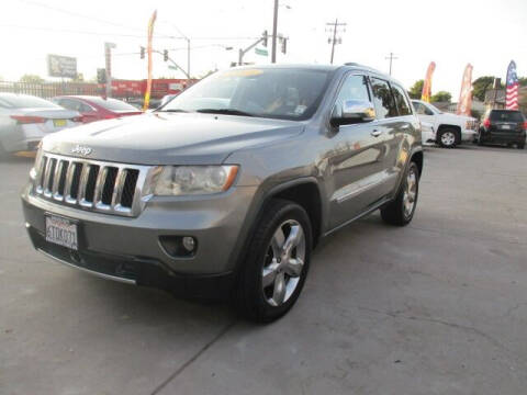 2011 Jeep Grand Cherokee for sale at Grace Motors in Manteca CA