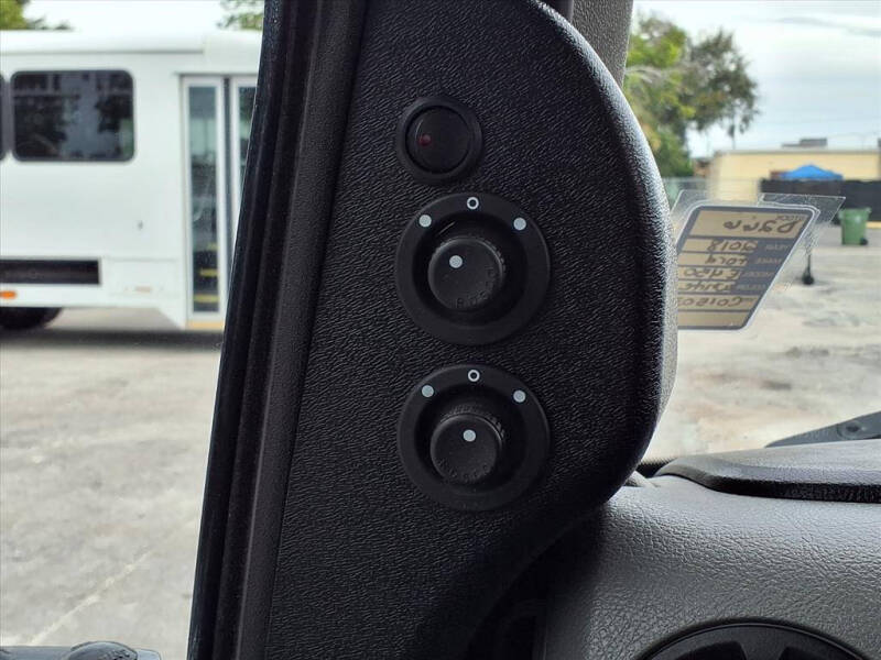 2018 Ford E-Series E-450 SD