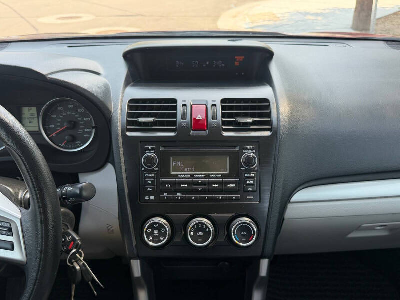 2014 Subaru Forester 2.5i