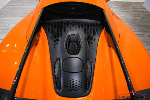 2023 McLaren Artura