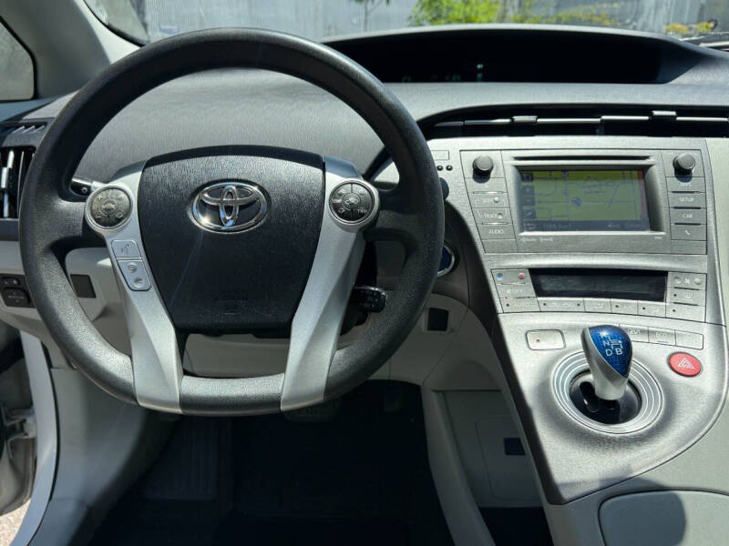 2014 Toyota Prius Three