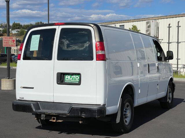 2017 Chevrolet Express 2500