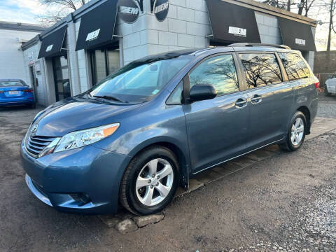 2017 Toyota Sienna