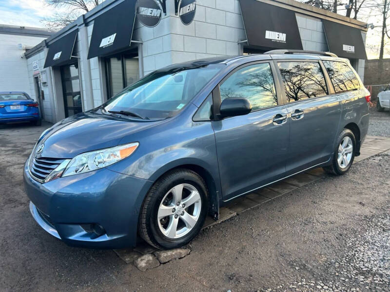2017 Toyota Sienna