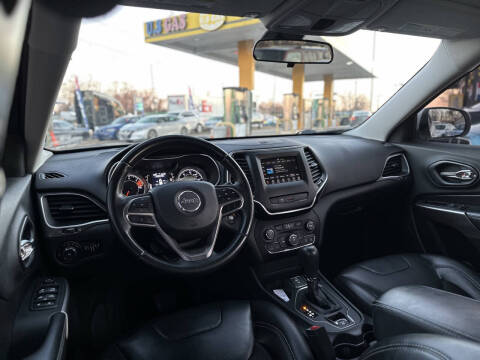 2019 Jeep Cherokee Latitude Plus