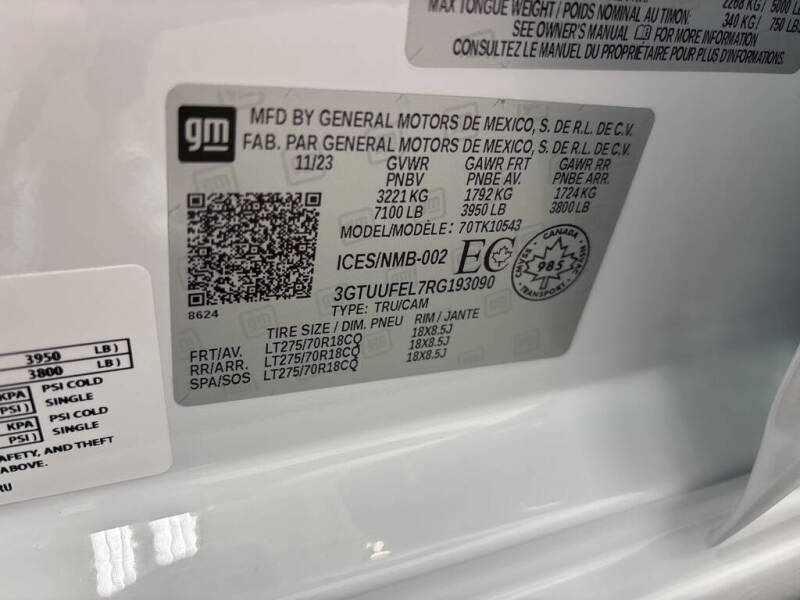 2024 GMC Sierra 1500 AT4X