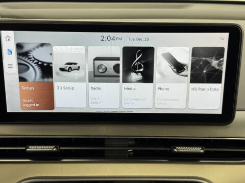 2024 Genesis GV60 Standard