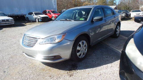 2014 Chrysler 200 for sale at Tates Creek Motors KY in Nicholasville KY