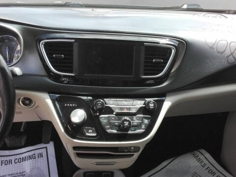2020 Chrysler Pacifica Touring L