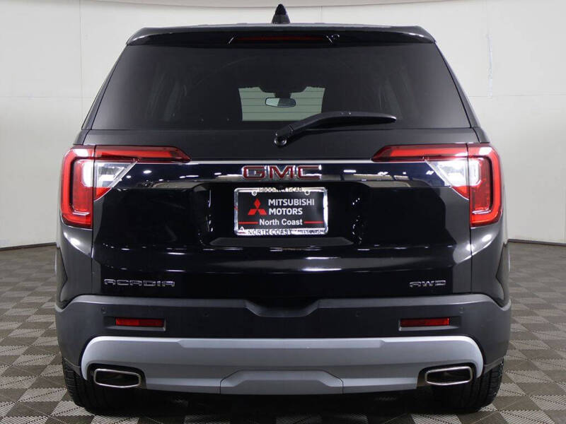 2022 GMC Acadia SLE